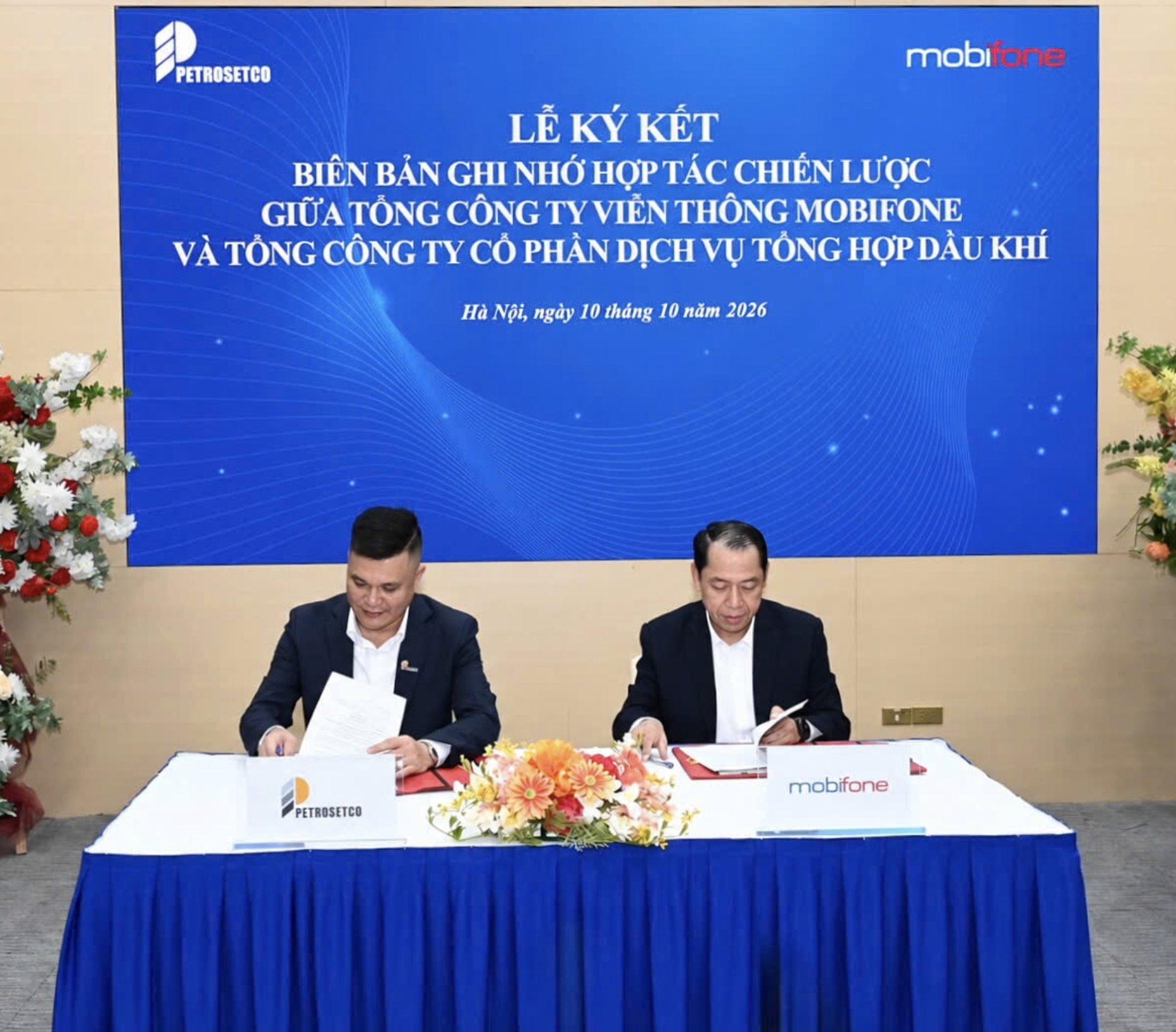 PETROSETCO VÀ MOBIFONE KÝ KẾT HỢP TÁC CHIẾN LƯỢC, PHÁT HUY THẾ MẠNH HỆ SINH THÁI DỊCH VỤ VÀ CÔNG NGHỆ