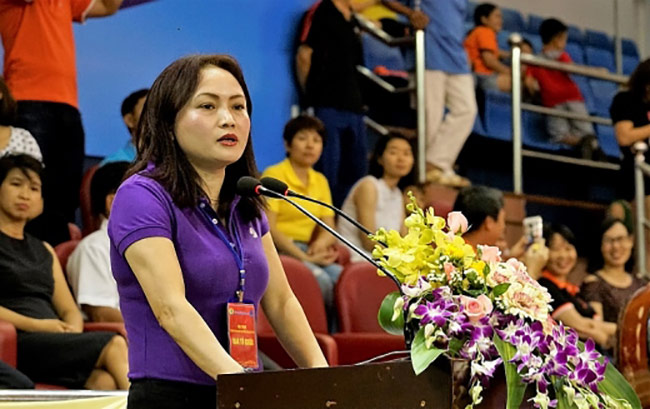 Chủ tịch Công đoàn DKVN Nghiêm Thùy Lan phát biểu khai mạc Hội thao